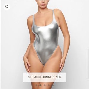 SKIMS METALLIC SWIM HIGH CUT ONE PIECE | NICKEL × 1